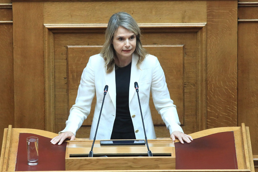 Αποστολάκη για Τέμπη: Ο κ. Καραμανλής είχε πλήρη γνώση του κινδύνου