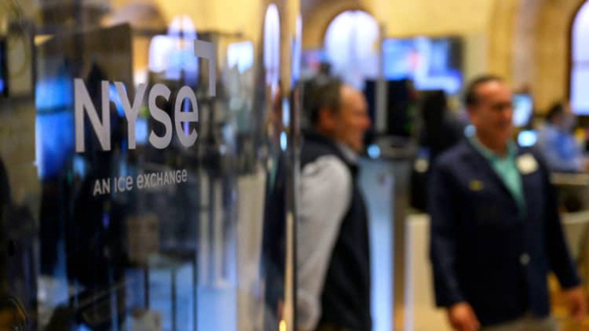 Σημάδια αντίδρασης στη Wall Street μετά το sell off