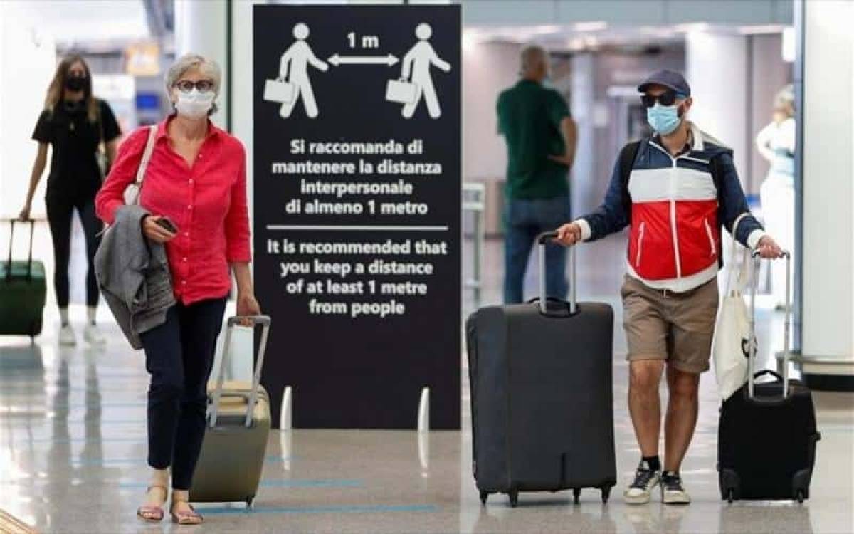 Ιταλία: Ξεκινούν τα γρήγορα τεστ σε όσους επιστρέφουν από Ελλάδα