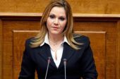 Φυλλοροούν οι ΑΝΕΛ: Ανεξαρτητοποιήθηκε και η Μίκα Ιατρίδη