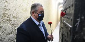 Το κελί που φυλακίστηκε ο πατέρας του επισκέφθηκε ο Κουτσούμπας