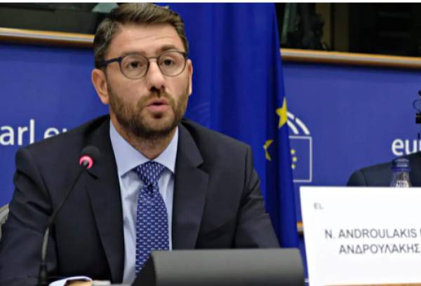 Ανδρουλάκης: Να μεγαλώσουμε την πίτα του παραγόμενου πλούτου για όλους