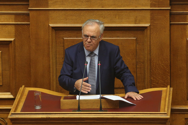 Ο Δραγασάκης καλεί σε «κοινό μέτωπο» ΠΑΣΟΚ, ΕΛΑΣ και ΣΥΡΙΖΑ