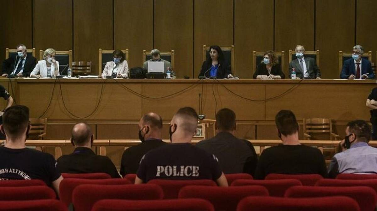 Χρυσή Αυγή: Ένα βήμα πριν το κελί-Αυλαία με τις αναστολές