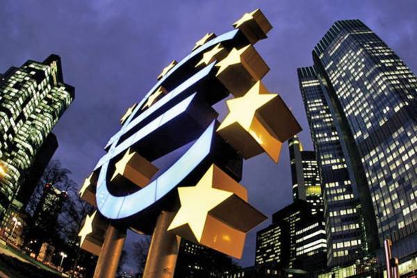 Η ΕΚΤ ανακοίνωσε πως αποδέχεται ως ενέχυρο ελληνικά ομόλογα