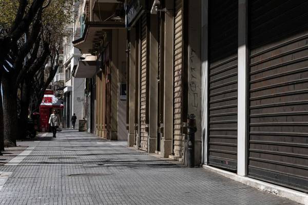 ΦΕΚ για τη λειτουργία της αγοράς-Ανοίγουν mall σε «κόκκινες» περιοχές