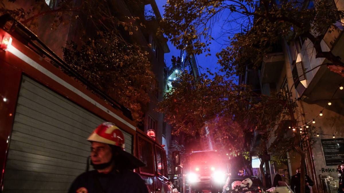 Κολωνάκι: Νεκρή γυναίκα σε πυρκαγιά σε διαμέρισμα