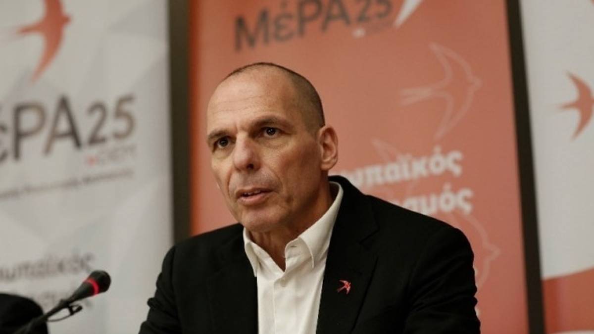 Βαρουφάκης: Αγώνας υπέρ της εργασίας ο αγώνας ενάντια στον πόλεμο