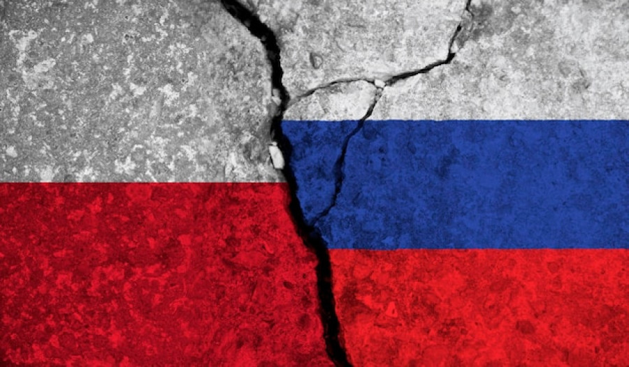 Πολωνία: Εισαγάγει περιορισμούς στη μετακίνηση Ρώσων διπλωματών στο έδαφός της