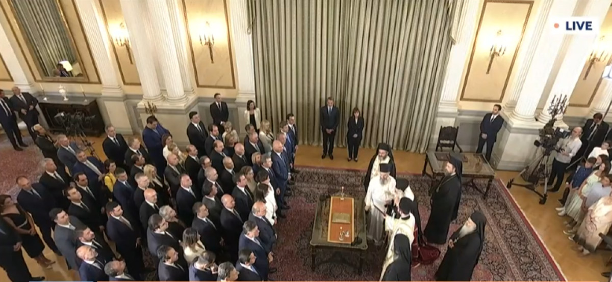 Ορκίστηκε η νέα κυβέρνηση- Οι πρώτες δηλώσεις των υπουργών (videos)