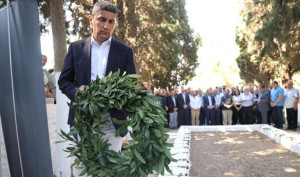 Αυγενάκης: Οι Έλληνες ενωμένοι μπορούμε να πάμε την πατρίδα ψηλότερα