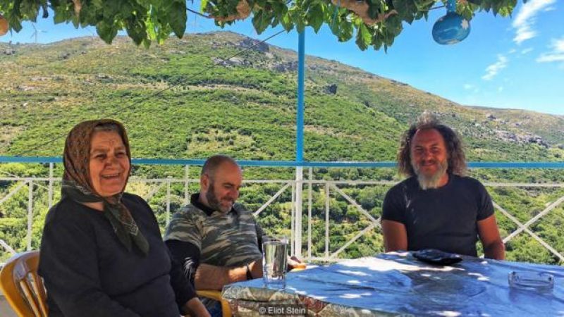 BBC: Αφιέρωμα στην ελληνική γλώσσα «σφυριά» που ομιλείται 2.500 χρόνια