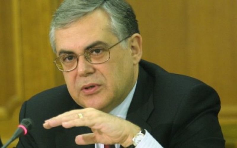 Παπαδήμος: Πλησιάζουμε στο τέλος της μεγάλης προσπάθειας