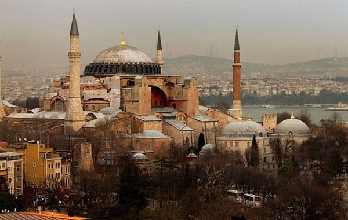 Μίχαλος: Ευρωπαϊκές απαντήσεις στις προκλήσεις για Αγία Σοφιά