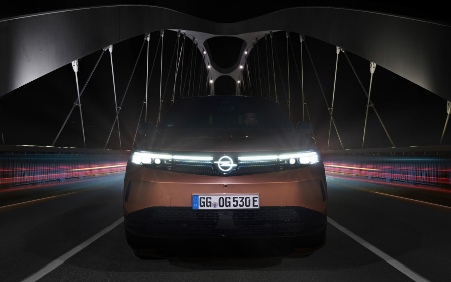 DVN Award 2025 για τους προβολείς Intelli-Lux HD του Νέου Opel Grandland