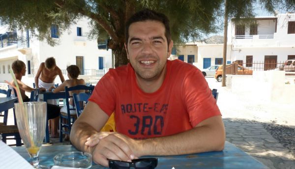 Ο Αλέξης ψήφισε το μνημόνιο και "πετάχτηκε" μέχρι τη Μήλο