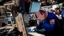 Στη σκιά της Κίνας και η Wall Street-Απώλειες άνω του 2%