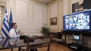 Κορονοϊός: Σύσκεψη Μητσοτάκη για Θεσσαλονίκη-Μέσος όρος κρουσμάτων στα 33 έτη