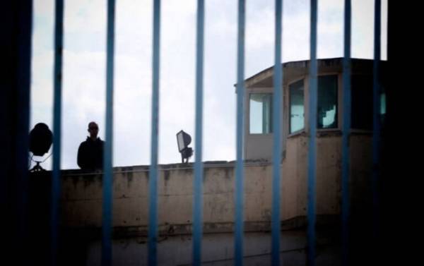 Μαφία φυλακών: Πειθαρχική έρευνα για τους δικηγόρους ζητά ο ΔΣΑ