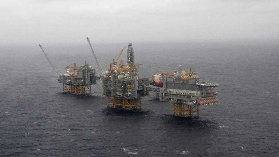 Οδεύει προς τα 40 δολάρια το αργό πετρέλαιο