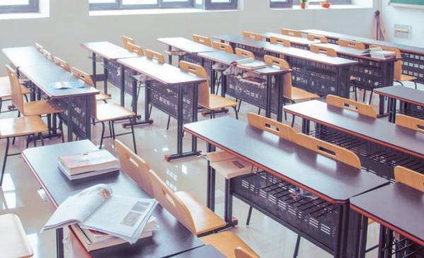 Μέτρα ασφαλείας και αυξημένο testing η «συνταγή» για τα σχολεία