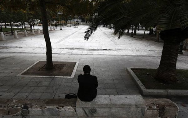 Στο 27% η ανεργία - Πάνω από το 64% το ποσοστό στους νέους!