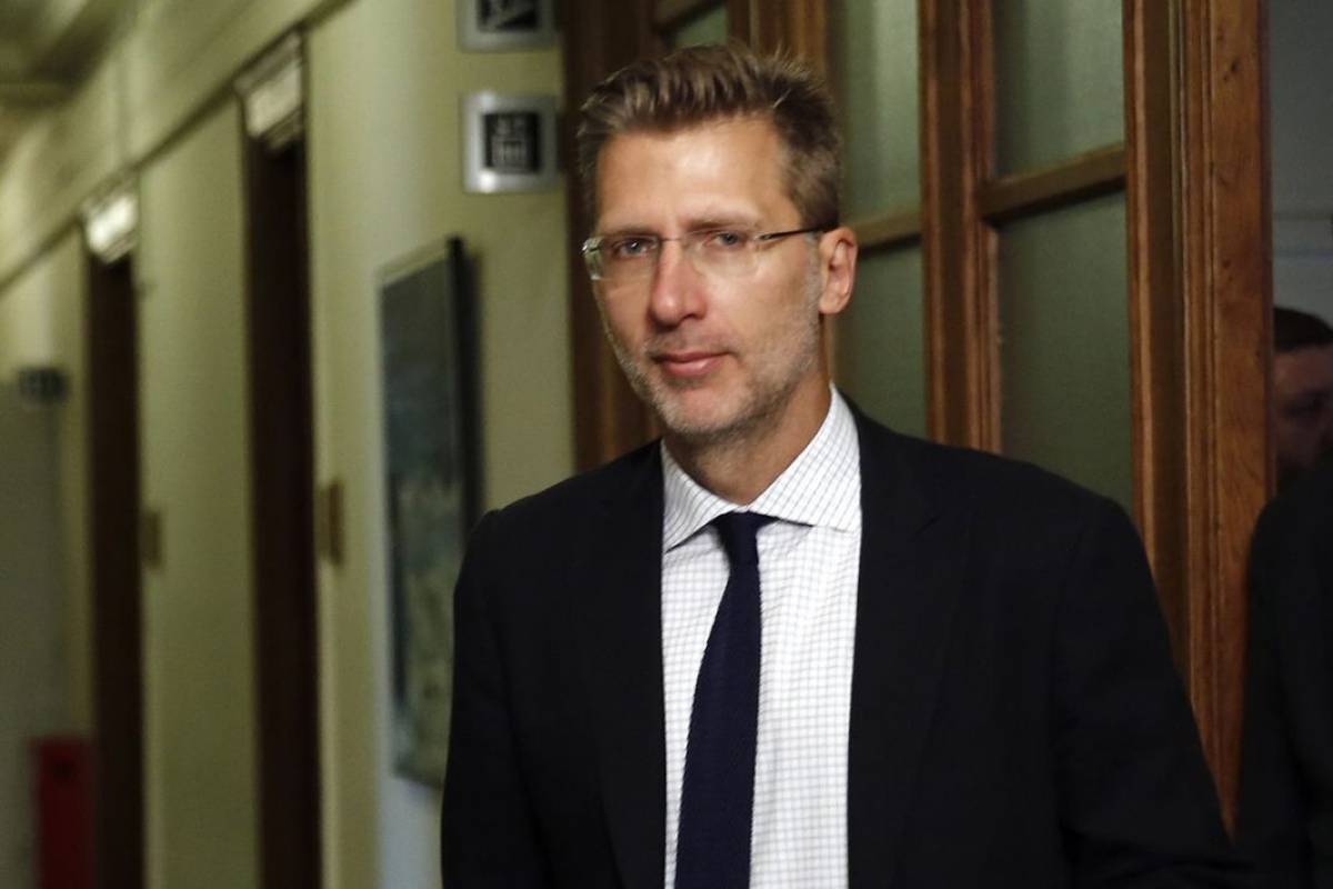 Σκέρτσος: Η αντιπολίτευση να κάνει ενεργή καμπάνια εμβολιασμού