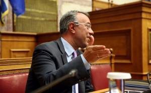 Σταϊκούρας: Άμεσα το νομοσχέδιο για την πάταξη του λαθρεμπορίου