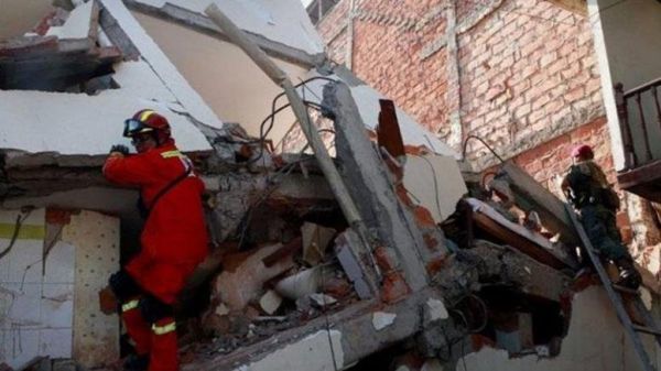 Ισημερινός: Nέα σεισμική δόνηση 6 Ρίχτερ-Τρομοκρατημένοι οι κάτοικοι