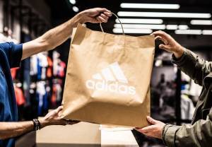 Προσοχή: Η adidas ανακαλεί συλλογή παιδικών μαγιό
