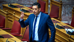 Βουλή: Υπερψηφίστηκε το νομοσχέδιο για τις Μεταφορές – Αντιδρούν τα ταξί για τις ψηφιακές άδειες