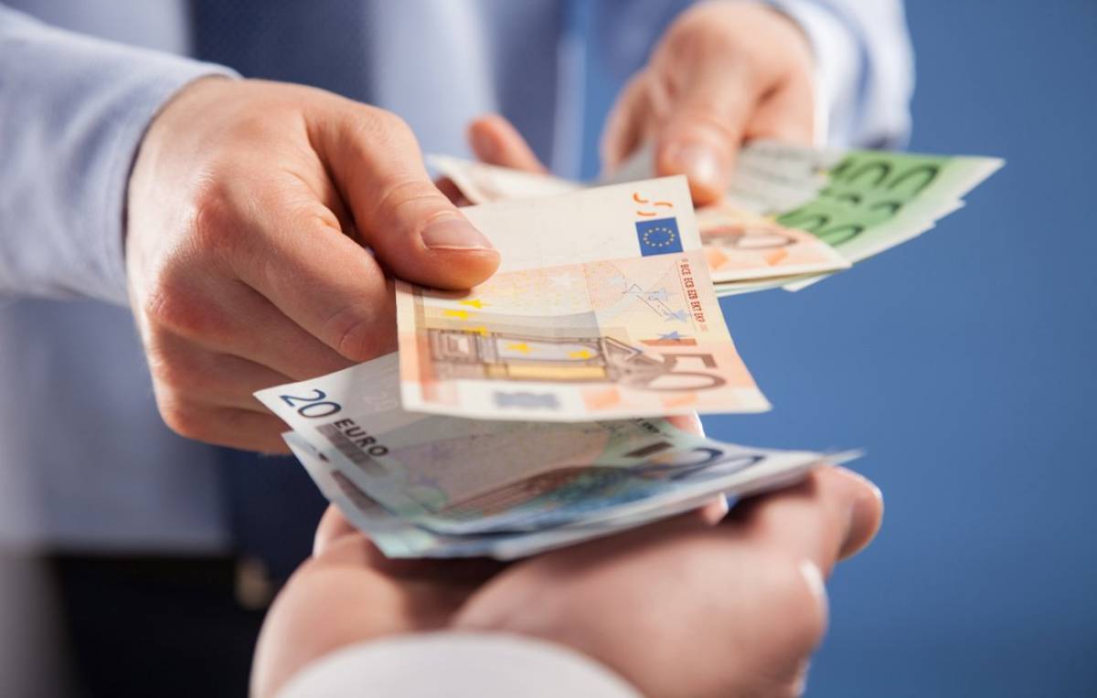 ΓΣΕΕ:Ποια είναι η αμοιβή εργασίας την ημέρα του Αγίου Πνεύματος