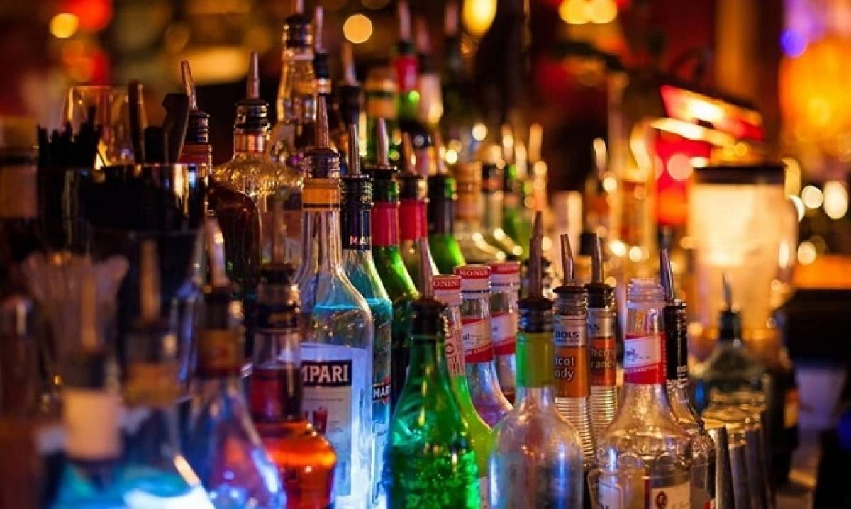Στις «δαγκάνες» του ΣΔΟΕ κύκλωμα λαθρεμπορίου αλκοολούχων ποτών
