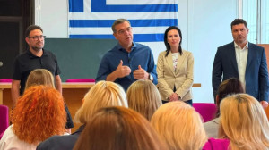 Τσίπρας: Αντεργατικό σχέδιο Μητσοτάκη για περικοπή του επιδόματος ανεργίας