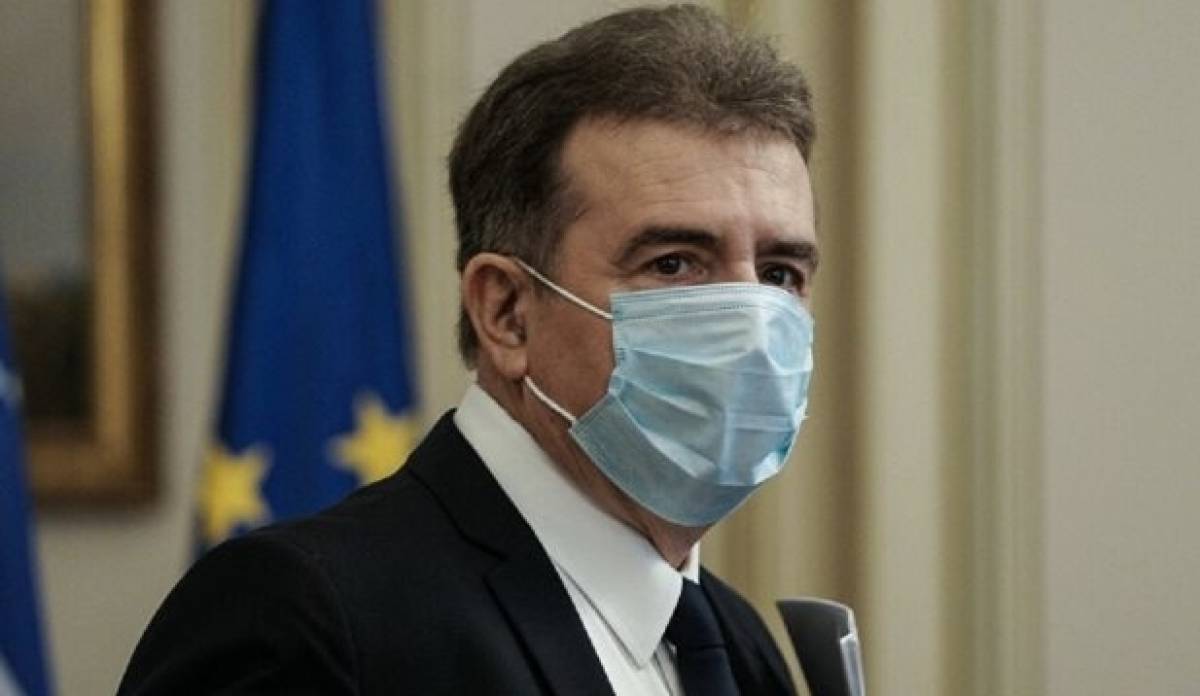 Νέο «δόγμα» για τις συναθροίσεις προανήγγειλε ο Χρυσοχοΐδης