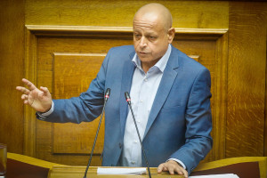 Σαντορινιός: H κυβέρνηση άφησε χωρίς ακτοπλοϊα Κάσο και Κάρπαθο