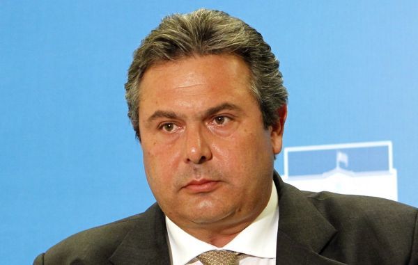 Παραίτηση Παπούλια για να πάει η χώρα σε εκλογές ζητά ο Π. Καμμένος