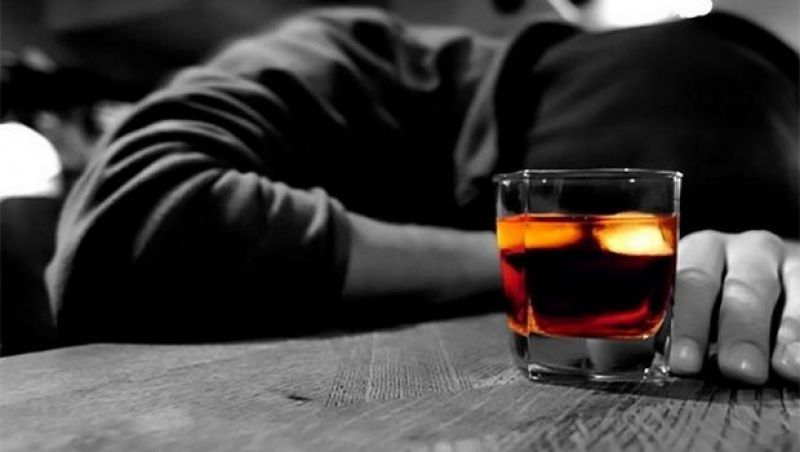 Προβλήματα αλκοολισμού για το 10% των Ελλήνων
