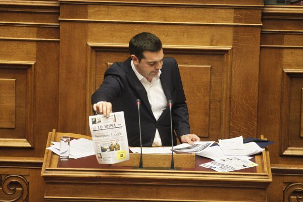 ΔΟΛ: Πώς σχολίασε τις αναφορές Τσίπρα και Μητσοτάκη