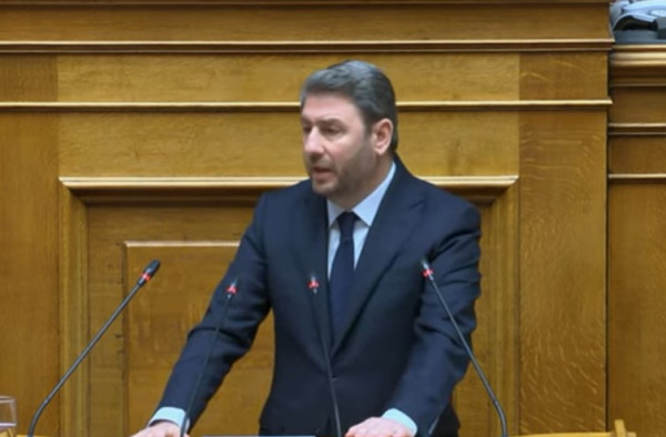 Ανδρουλάκης: Δεν υπάρχει δίλημμα σωστή Άμυνα ή σοβαρό κοινωνικό κράτος