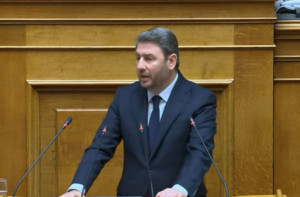 Ανδρουλάκης: Δεν υπάρχει δίλημμα σωστή Άμυνα ή σοβαρό κοινωνικό κράτος