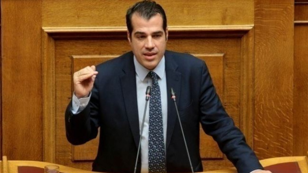 Πλεύρης για παράνομους μετανάστες: Επιστροφή ή φυλακή θα είναι οι μόνες επιλογές