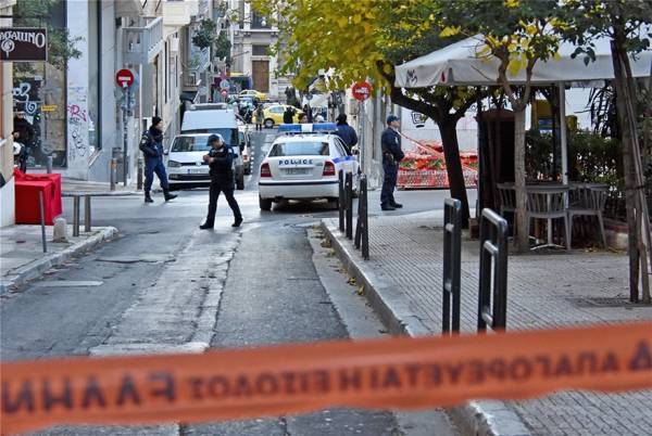 Κολωνάκι: Πεδίο... άσκησης νέων τρομοκρατών ο Άγιος Διονύσιος