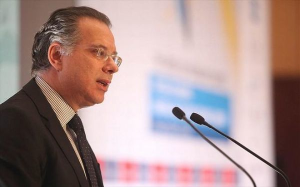 Κουμουτσάκος: Η ΝΔ δεν έχει σχέση με τους #Παραιτηθείτε