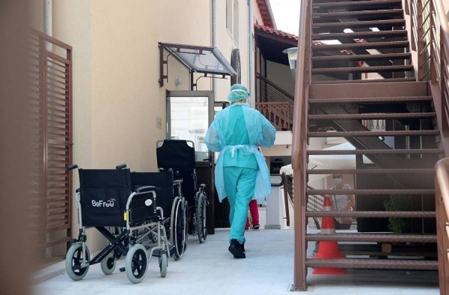 ΚΥΑ: Σύσταση επιτροπών σε γηροκομεία και κλειστές δομές λόγω Covid-19