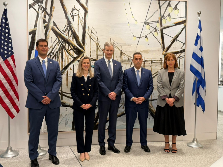 Συναντήσεις Παπασταύρου με Chevron & ExxonMobil στο Χιούστον για την επικείμενη γεώτρηση στο Block 2