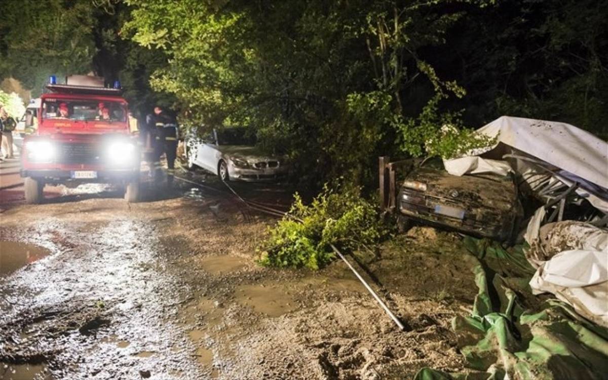 Ιταλία: Στους 11 ανέρχονται οι νεκροί από υπερχείλιση χειμάρρου