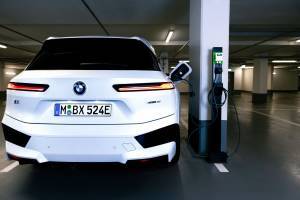 Η BMWiVentures επενδύει στην HeyCharge του επιταχυντή νεοφυών επιχειρήσεων