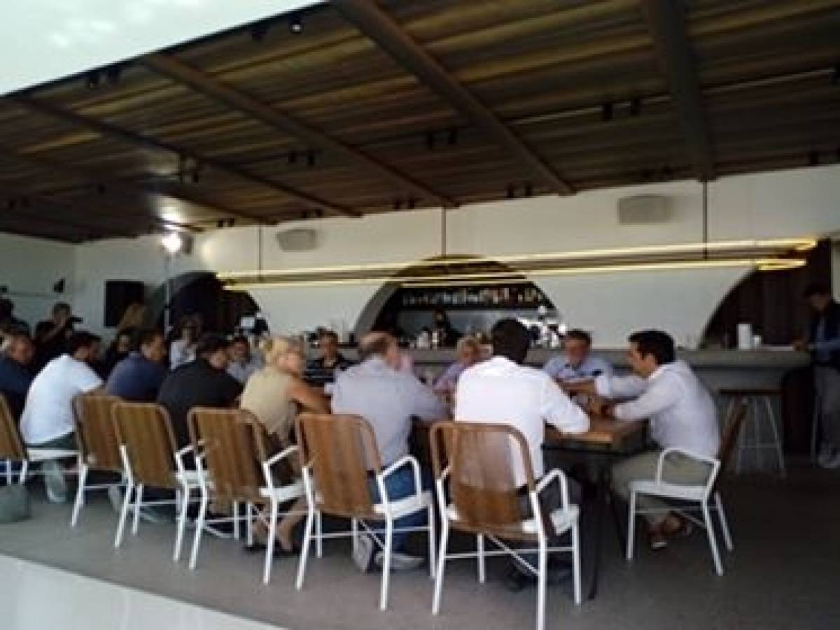 Στη Νάξο ο Τσίπρας-Ενημερώθηκε για τα προβλήματα