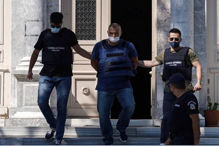 Προφυλακιστέος ο αστυνομικός που κατηγορείται για τον βιασμό 14χρονης